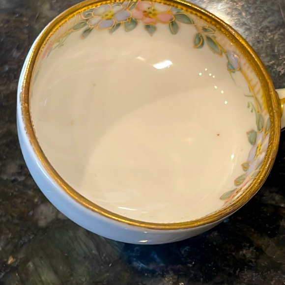 🎩NIPPON🎩PORCELAIN LADDLE W/FLORAL DESIGN & ORNATE GOLD TIPPED HANDLE VINTAGE - Picture 2 of 6